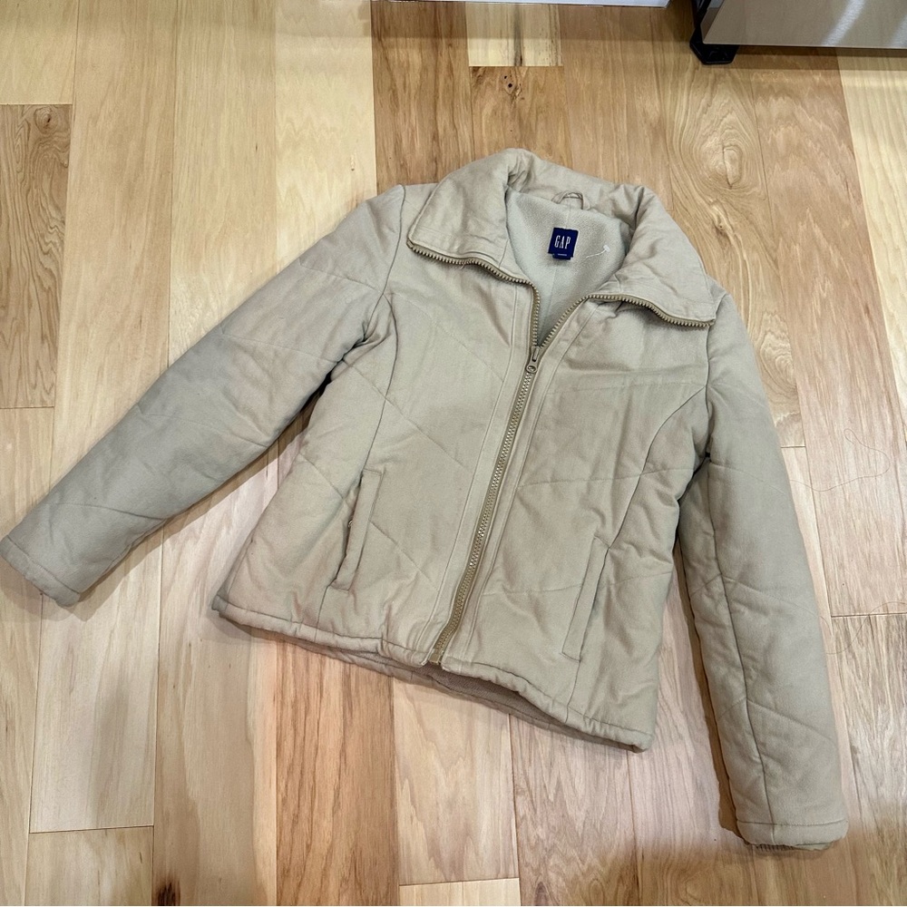 GAP fleece-lined quilted casual winter puffer jacket beige